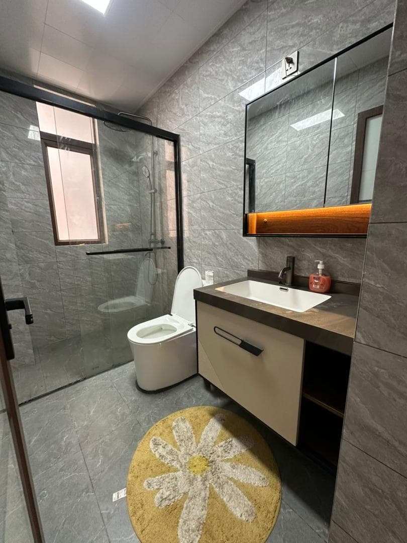 Appartement luxueux meublé — 2 chambres — 13